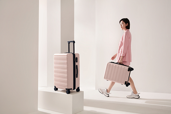 Чемодан NINETYGO Rhine Luggage  24" розовый